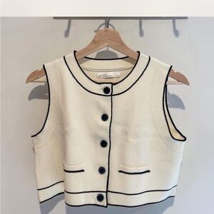 OAK + FORT Cream and Black Sweater Vest Sleeveless Top, Size M